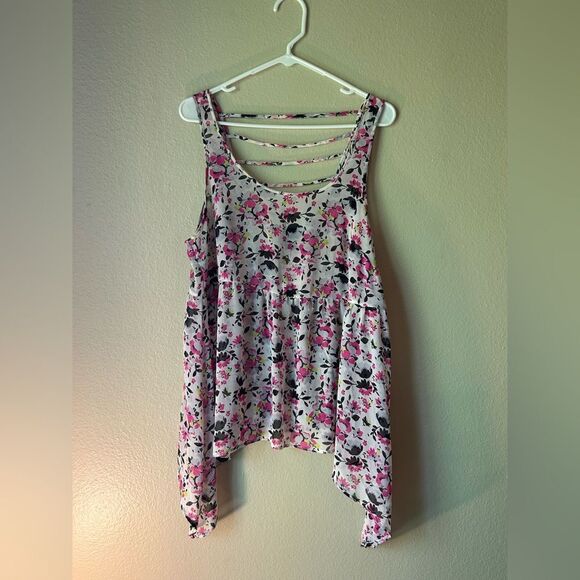 EUC Torrid Floral Chiffon Sleeveless Top - Pink & Black w/ Lattice Back - Size 0 - Picture 1 of 7